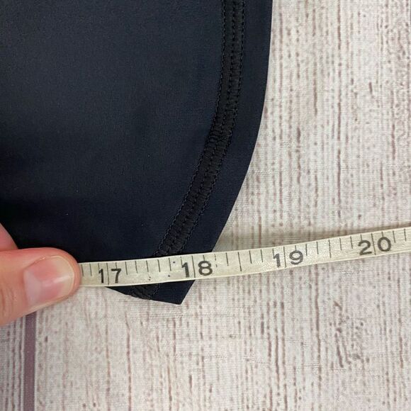 Under Armour heat gear compression Capri leggings black & pink - Picture 9 of 10